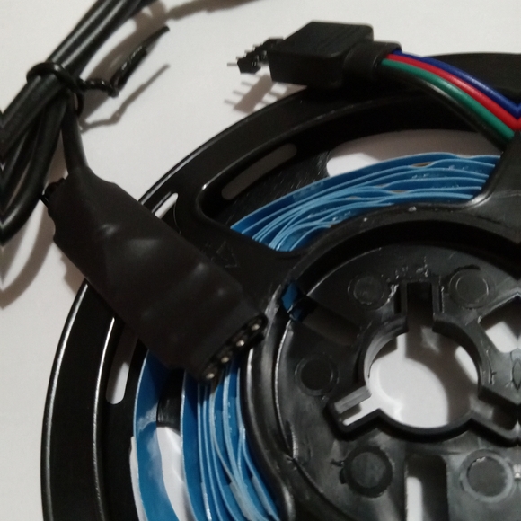 LED LIGHT STRIP - Picture 3 of 5